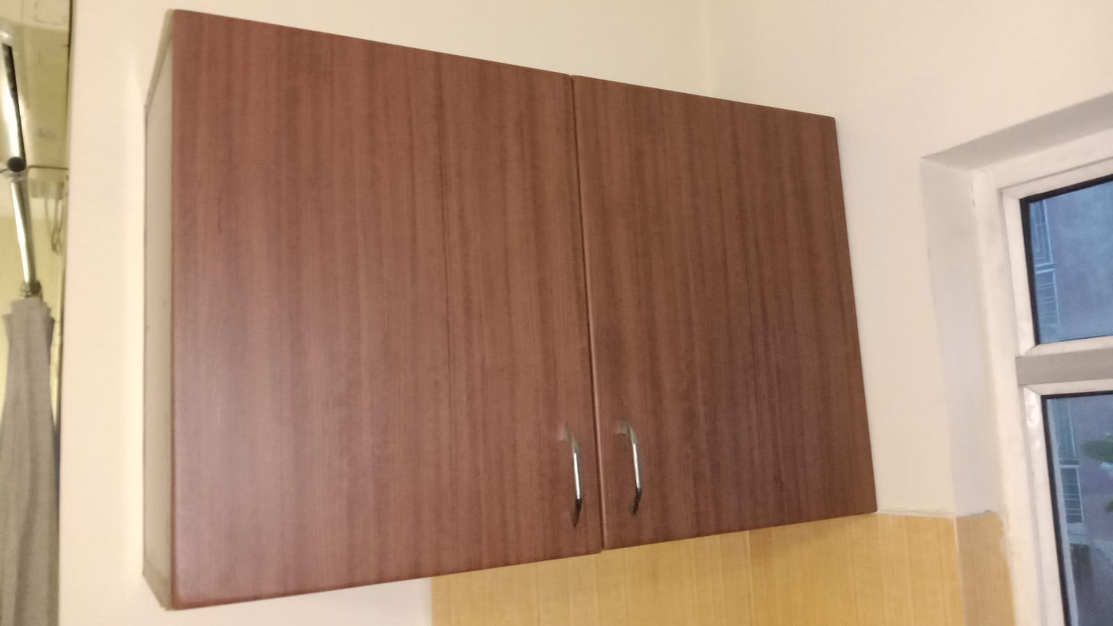 Wall Almirah